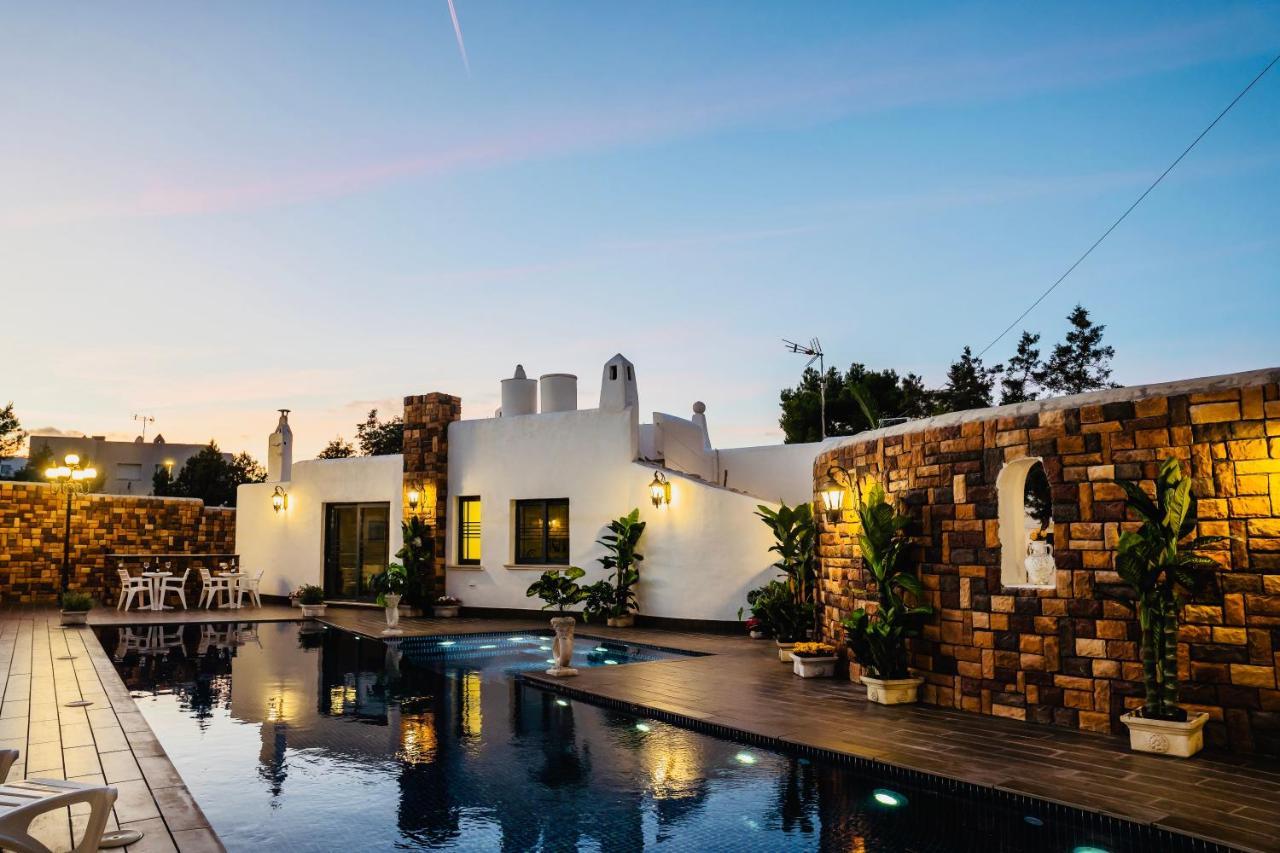 Ocean Suites Sant Antoni de Portmany Exterior foto