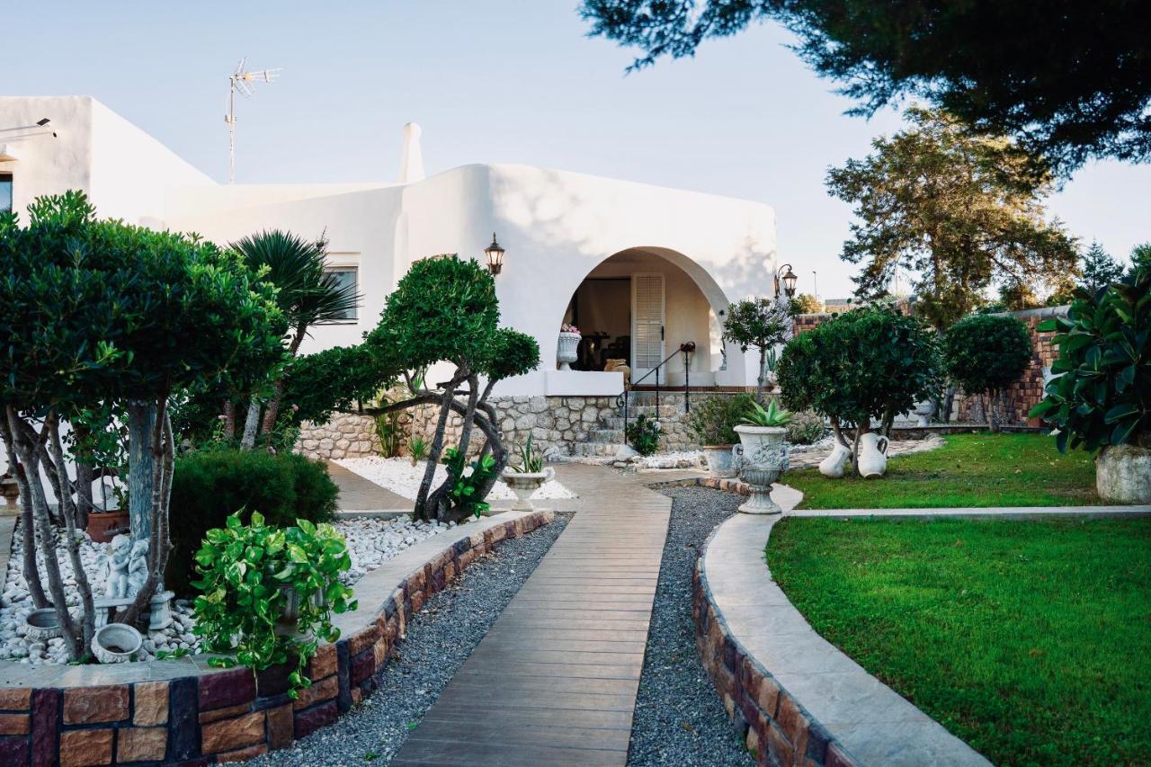 Ocean Suites Sant Antoni de Portmany Exterior foto