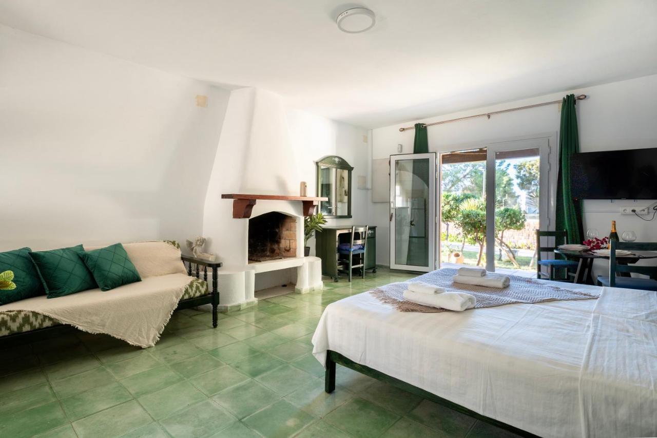 Ocean Suites Sant Antoni de Portmany Exterior foto